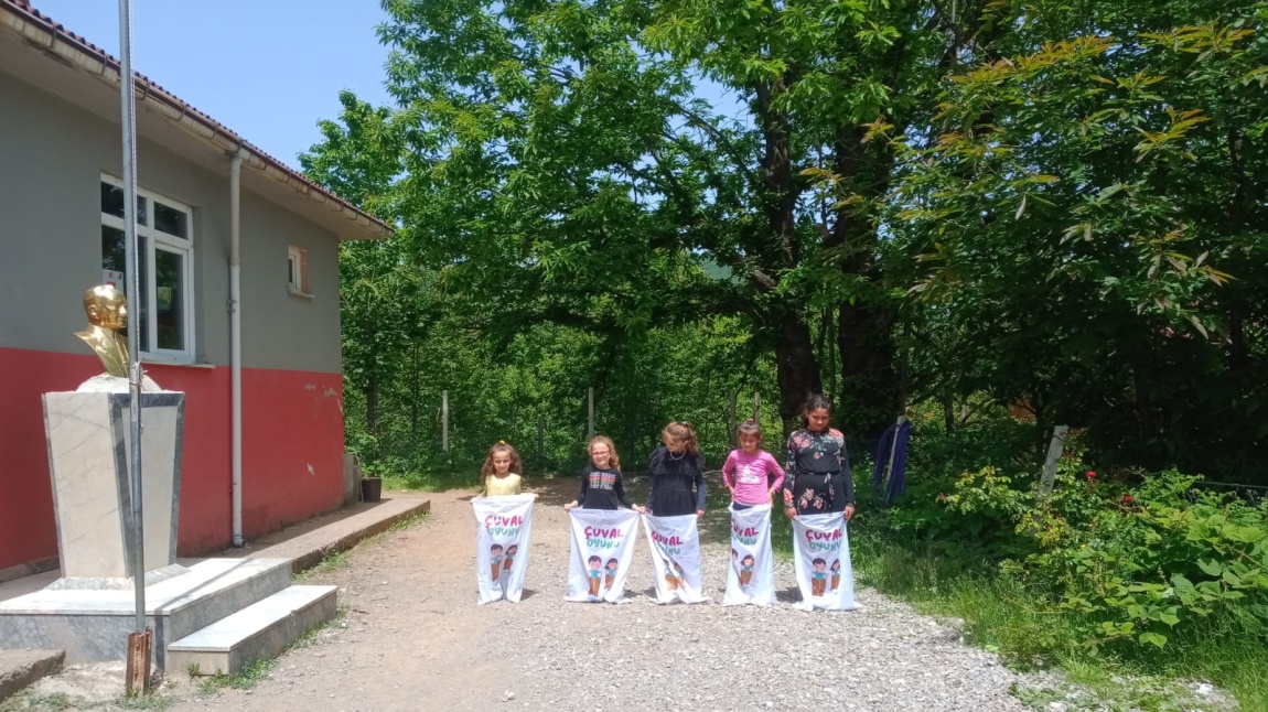 28 Mayıs Geleneksel Çocuk Oyunları Şenliğimiz